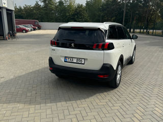 Peugeot 5008 foto 6