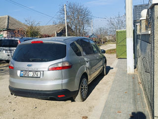 Ford S-Max foto 4