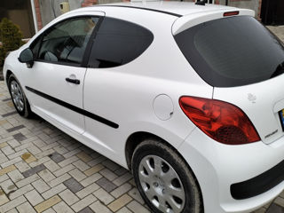 Peugeot 207 foto 7