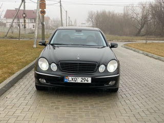 Mercedes E-Class foto 3