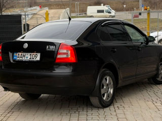 Skoda Octavia foto 3