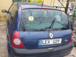 Renault Clio foto 6