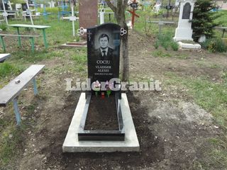 Monument gata din granit negru doar 6500 lei. foto 1