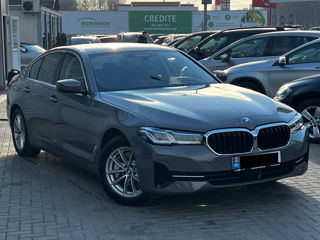 BMW 5 Series foto 3