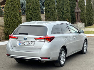 Toyota Auris foto 4