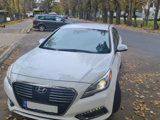 Hyundai Sonata foto 2