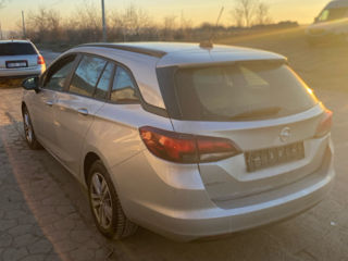 Opel Astra K 3 cilindri 1.5 diesel  foto 4