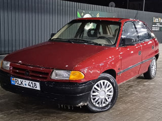 Opel Astra foto 10