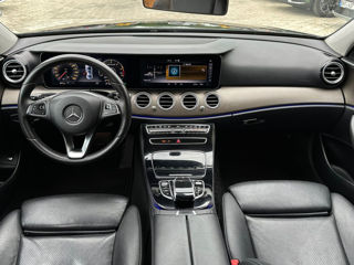 Mercedes E-Class foto 7