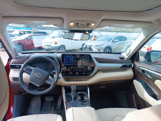 Toyota Highlander foto 8