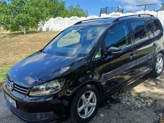 Volkswagen Touran foto 3