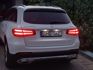 Mercedes GLC foto 10