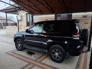 Toyota Land Cruiser Prado фото 1