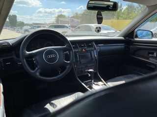 Audi A8 foto 8