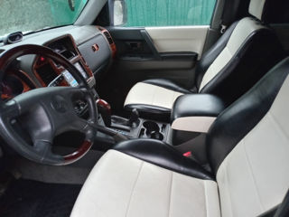 Mitsubishi Montero Sport foto 8