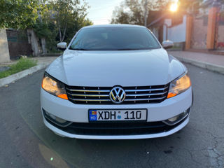 Volkswagen Passat foto 3