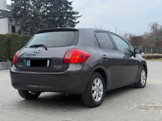 Toyota Auris foto 6