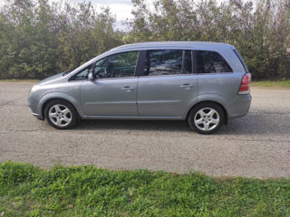 Opel Zafira foto 3