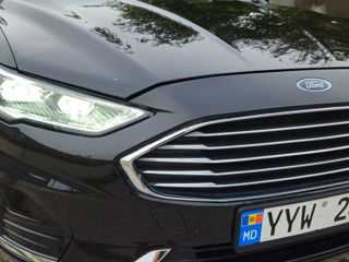 Ford Fusion foto 12