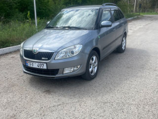 Skoda Fabia foto 1