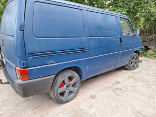 Volkswagen T4 foto 3