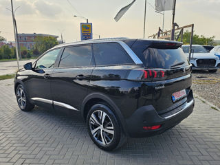 Peugeot 5008 foto 2