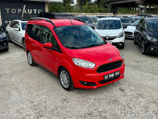 Ford Tourneo Courier foto 1