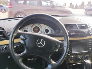 Mercedes E-Class foto 2