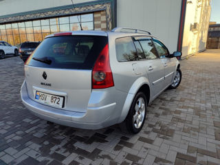 Renault Megane foto 9