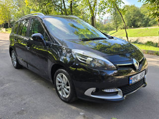 Renault Grand Scenic foto 2