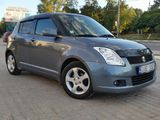 Suzuki Swift foto 8