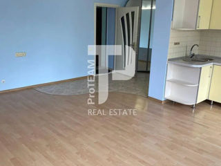 Apartament cu 2 camere, 56 m², Poșta Veche, Chișinău foto 4