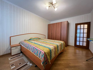 Apartament cu 3 camere, 120 m², Centru, Chișinău foto 5