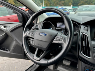 Ford Focus foto 11