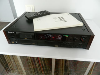 DAT - Sony DTC-59ES