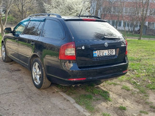 Skoda Octavia foto 2