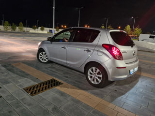 Hyundai i20 foto 3