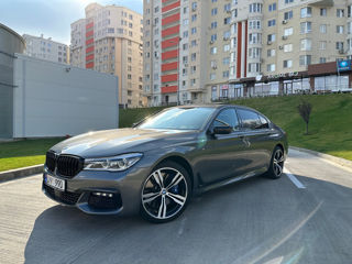 BMW 7 Series foto 2