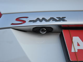 Ford S-Max foto 10