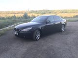 BMW 5 Series foto 3