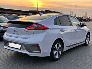 Hyundai IONIQ foto 2