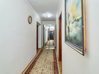 Apartament cu 2 camere, 70 m², Centru, Chișinău foto 12