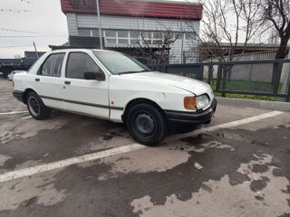 Ford Sierra foto 4