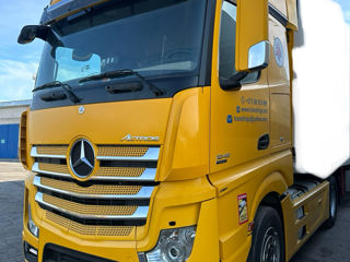 Mercedes actros foto 2