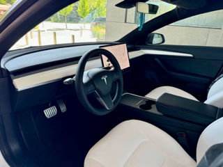 Tesla Model 3 foto 6