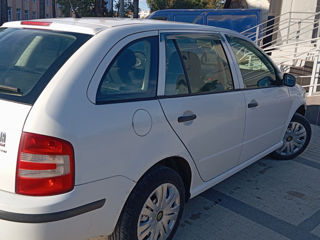 Skoda Fabia foto 3