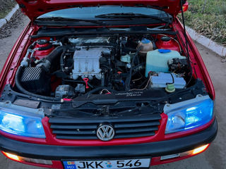 Volkswagen Passat foto 2