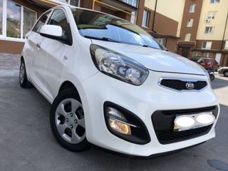 KIA Picanto foto 1