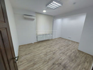 Chirie, oficiu, Centru, str. A. Puşkin, 75 m.p., 730€ foto 3