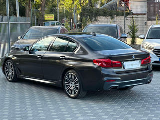 BMW 5 Series foto 4